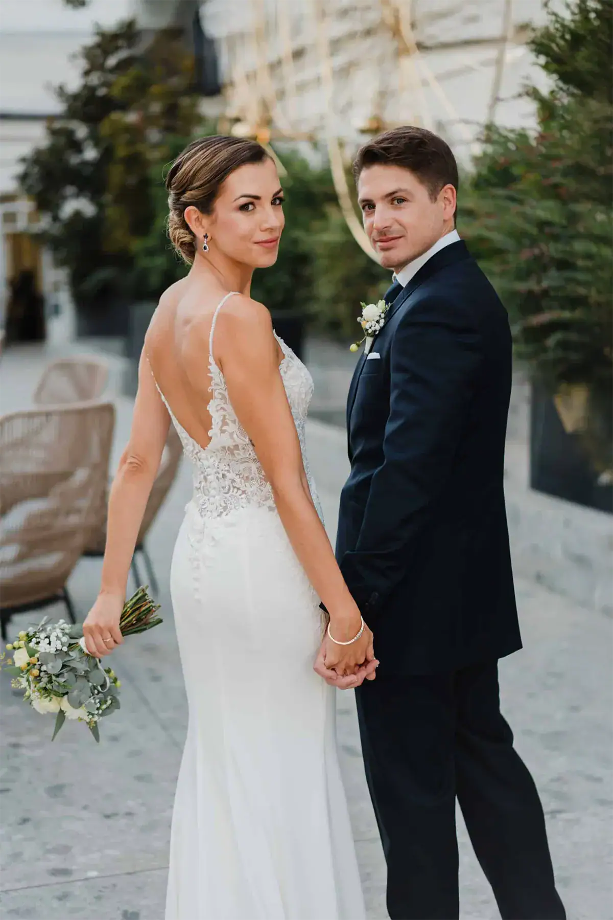 Wedding photographer in Miami capturing a luxury bride and groom portrait with an editorial fine art style by Estudio Zoe