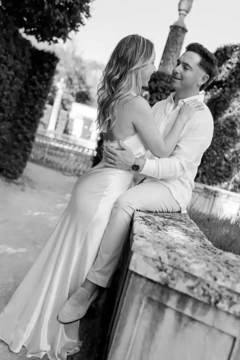 Black and white portrait of Gabby and Mike on Vizcaya’s stone steps